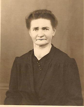 Schohn Thérèse née Mentzia (1894-1968)